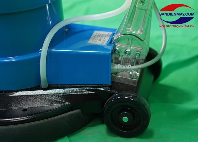 Bánh xe di chuyển của máy chà sàn đơn Kumisai
